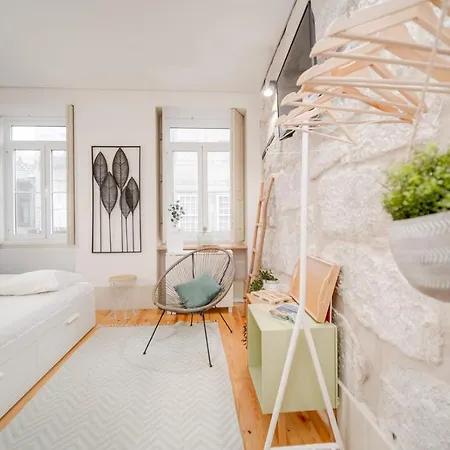 Nomad's Bonjardim Flats *