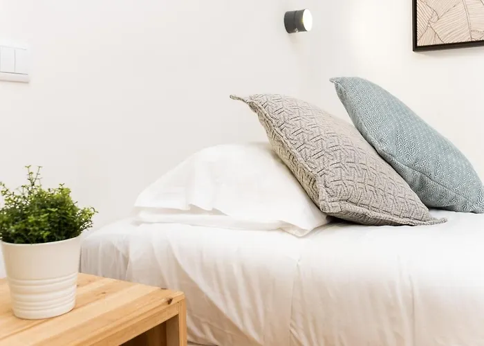 Nomad's Bonjardim Flats شقة