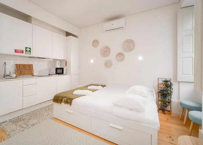 Nomad's Bonjardim Flats